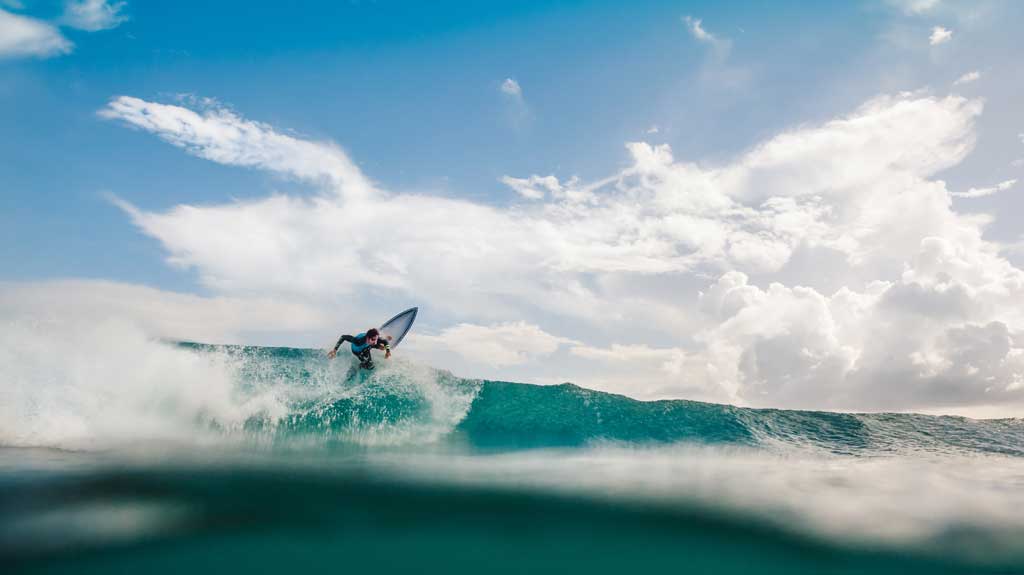 4 Best Surfing Spots Along The Outer Banks NC